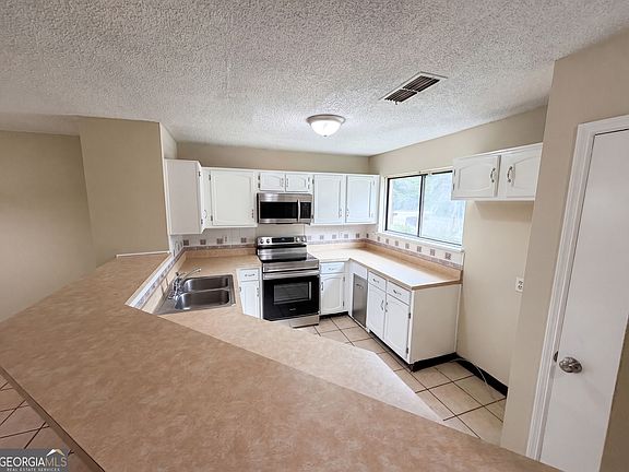 2nd image of 3271 Tennington Pl #0