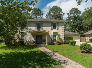 4211 Crownwood Dr, Seabrook, TX 77586