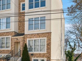 151 Levering St, Philadelphia, PA 19127