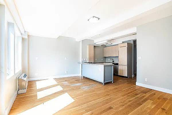 1st image of 592 Franklin Ave APT 1