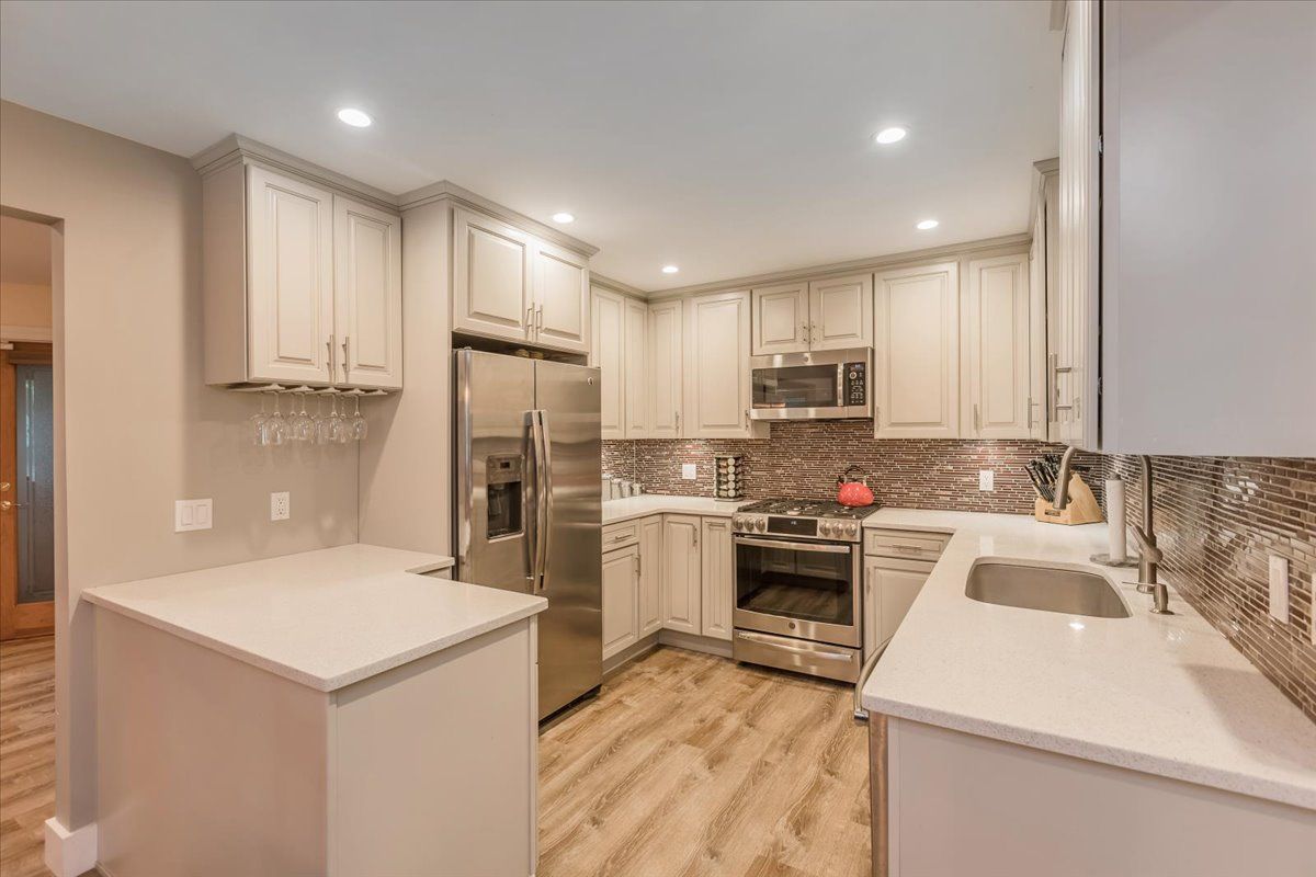  Main Level: Kitchen #1