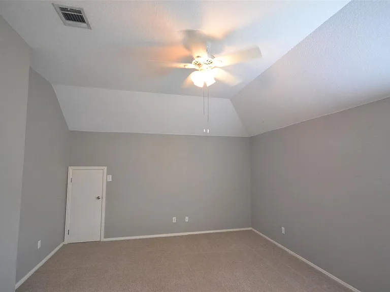 1705 Lions Den — Photo 20