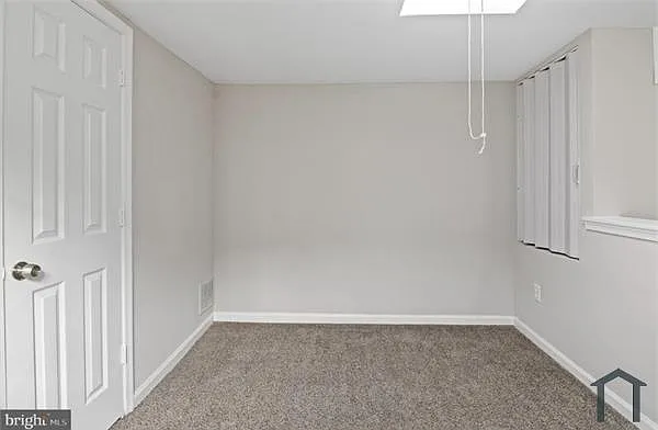 846 Woodward St — Photo 7