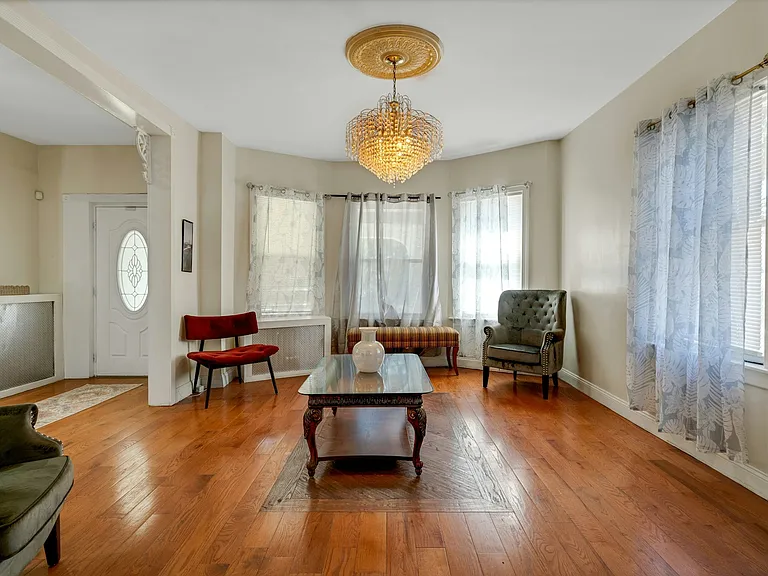 127 S Burnett St #1 — Photo 11