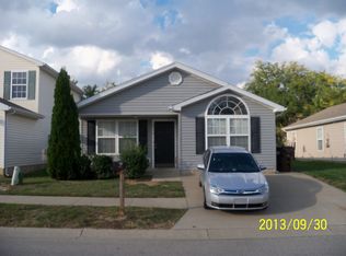 6512 Cottagemeadow Dr, Louisville, KY 40218