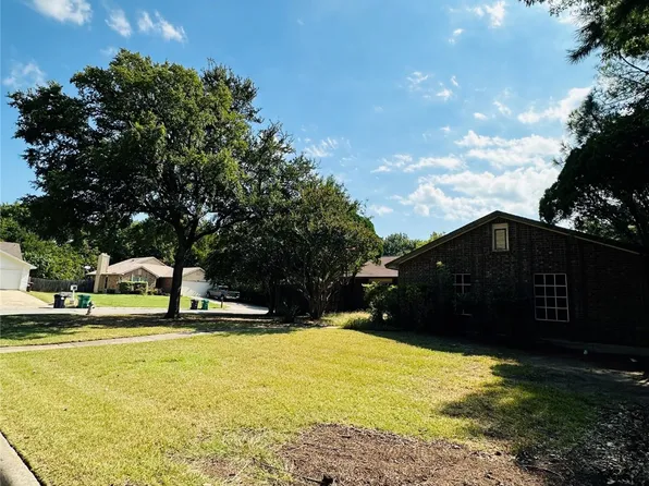 2538 Liberty Ln, Denton, TX 76209
