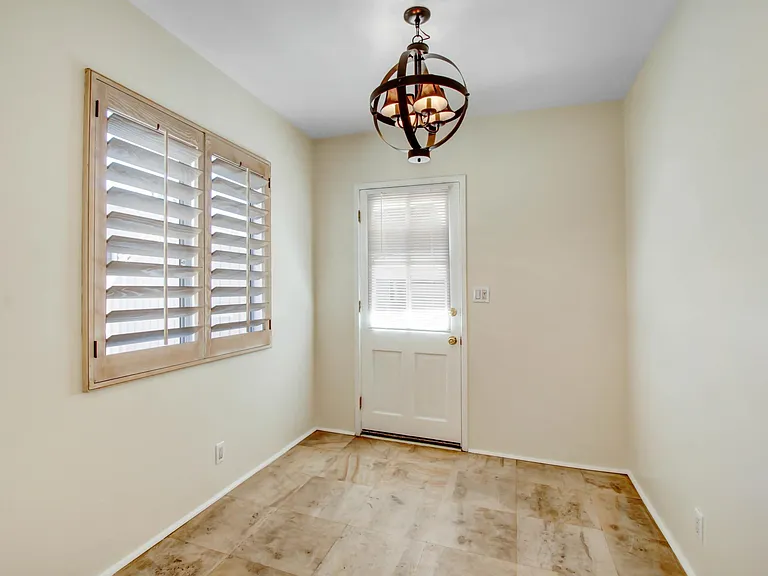 10832 Huston St — Photo 10