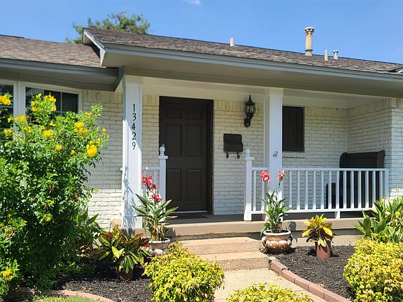 2nd image of 13429 Spring Grove Ave