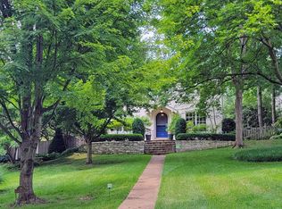 58 S Rock Hill Rd, Saint Louis, MO 63119