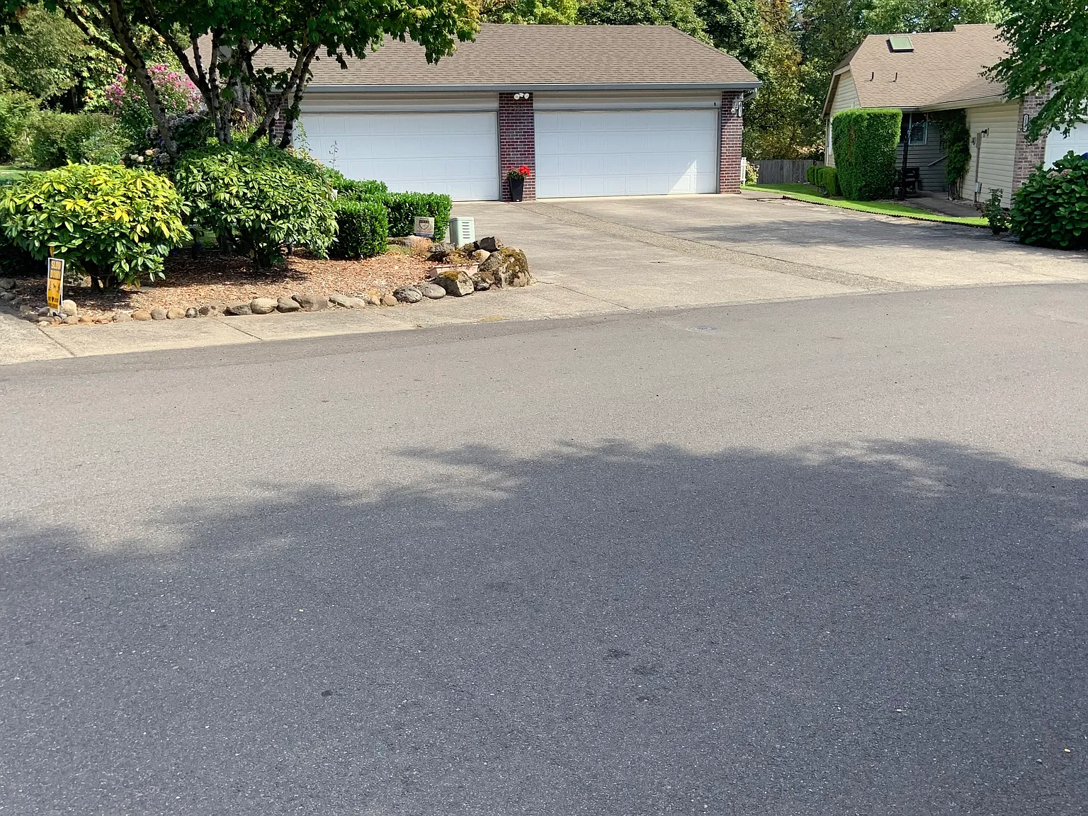 2 bed, 1170 sqft, $2,200 — Photo 3