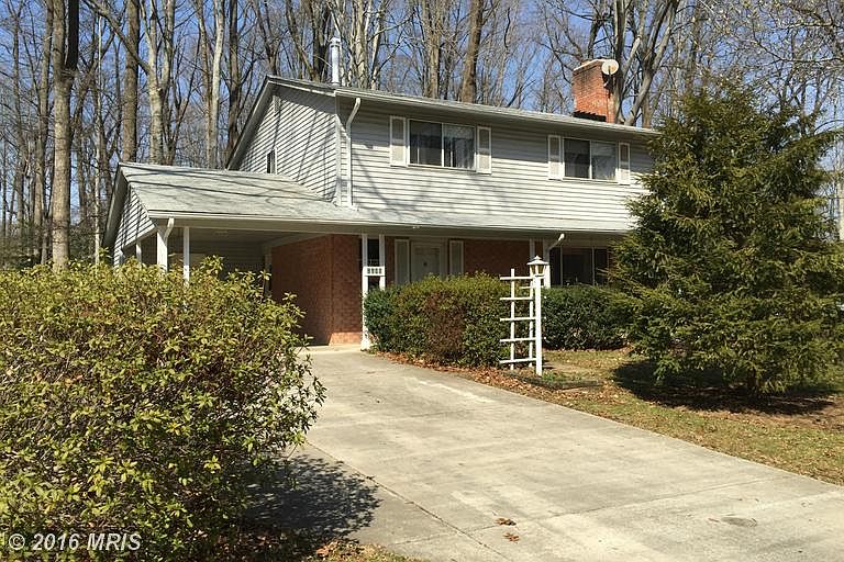 Welcome to 8706 Parliament Dr