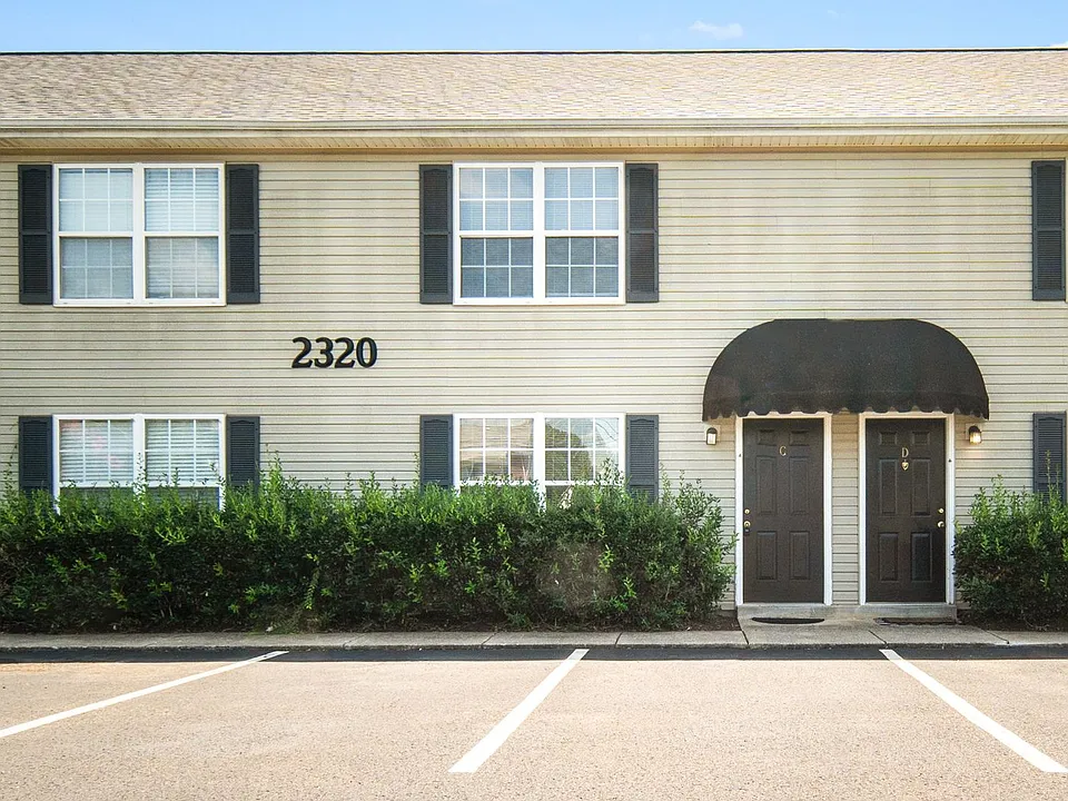 2320 Willowbrook Dr