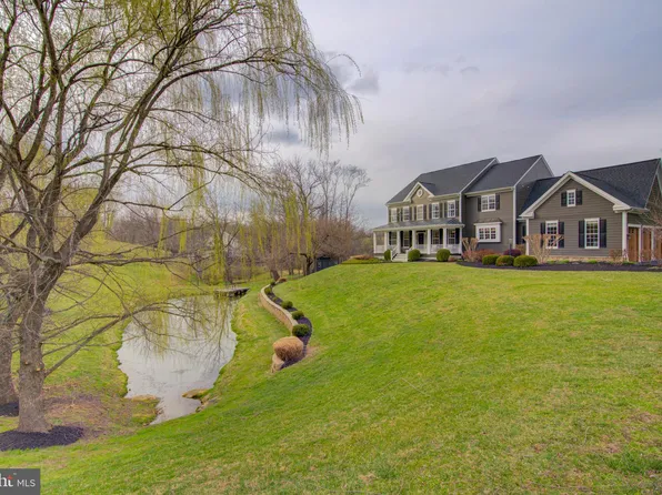 37220 Spruce Knoll Ct, Purcellville, VA 20132