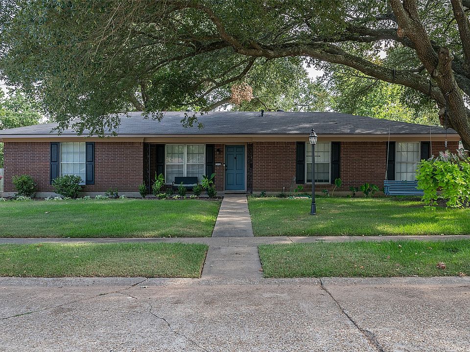 1st image of 203 Schaub Dr