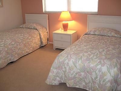 2nd image of 101 Park Blvd N #212