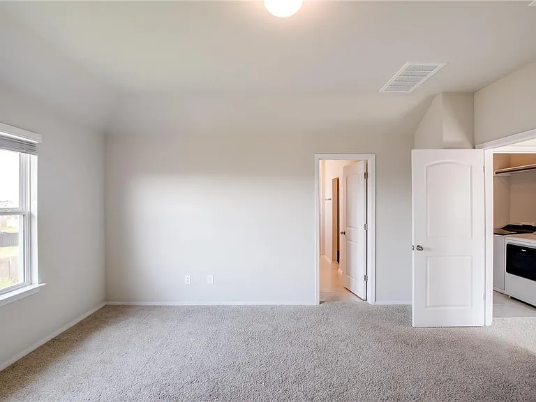 226 Trailside Ln — Photo 19