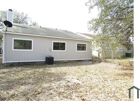 10243 Raven Field Dr — Photo 14