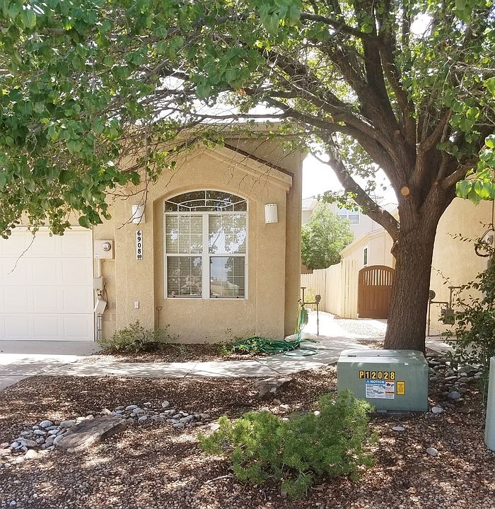 1st image of 6908 San Antonio Pl NE