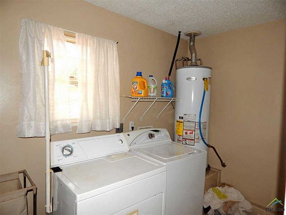 4th image of 10516 Hancock Dr