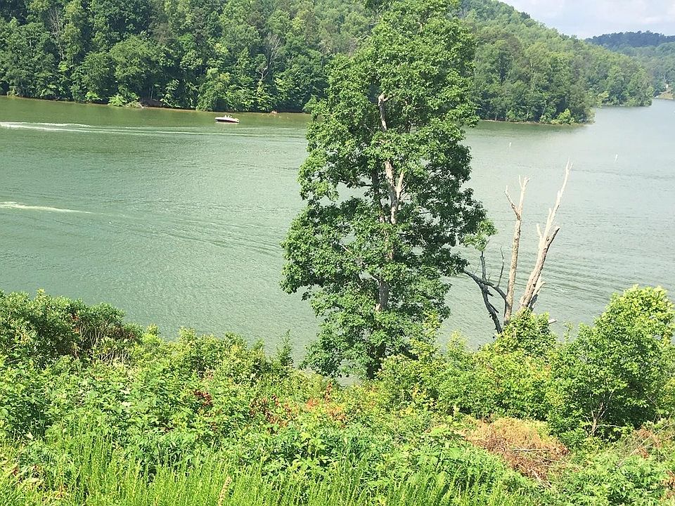 1st image of 0 Cameron Loop Lot 31