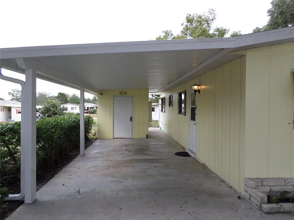 Building Photo - 9075 SW 102nd Pl
