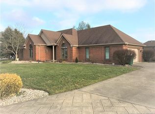 3319 Twelve Oaks Ct, Sellersburg, IN 47172