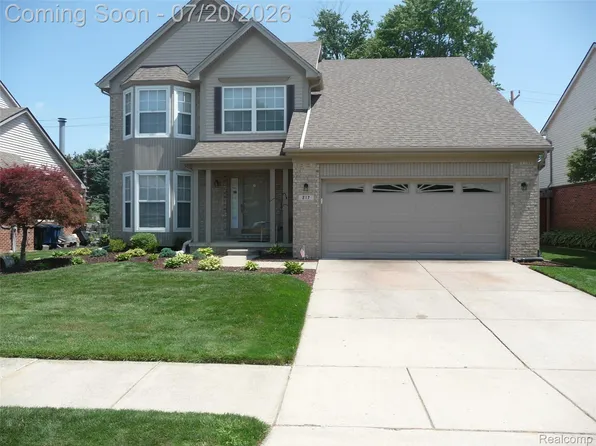 217 Stephanie Dr, Westland, MI 48186