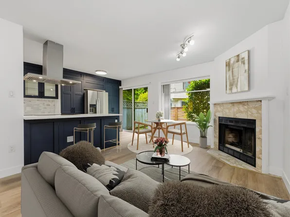 7691 Moffatt Rd #3, Richmond, BC V6Y 1X9
