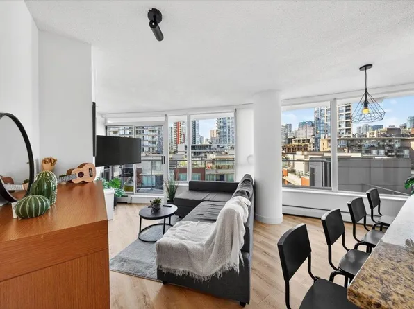58 Keefer Pl #905, Vancouver, BC V6B 0B8