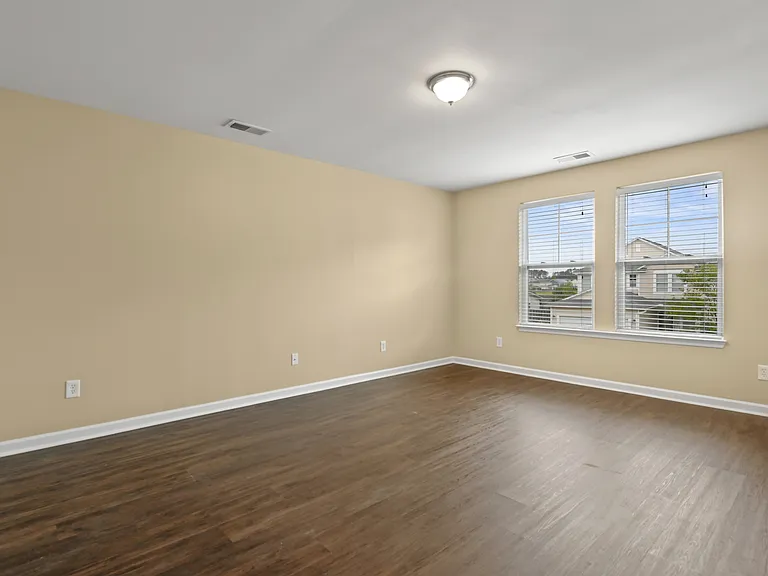 363 Sanctuary Park Dr — Photo 12