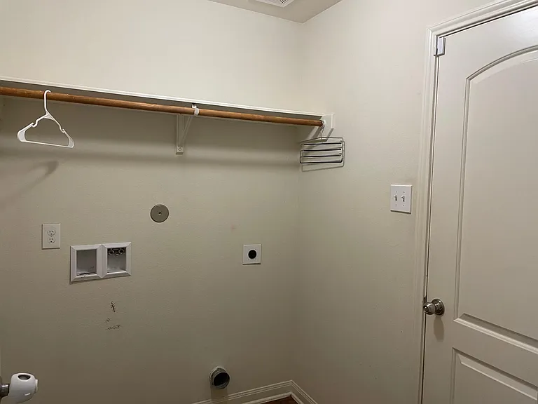1215 Wallflower Ave — Photo 12