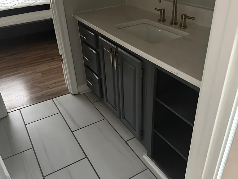 1005 Southwood Dr #6 — Photo 7