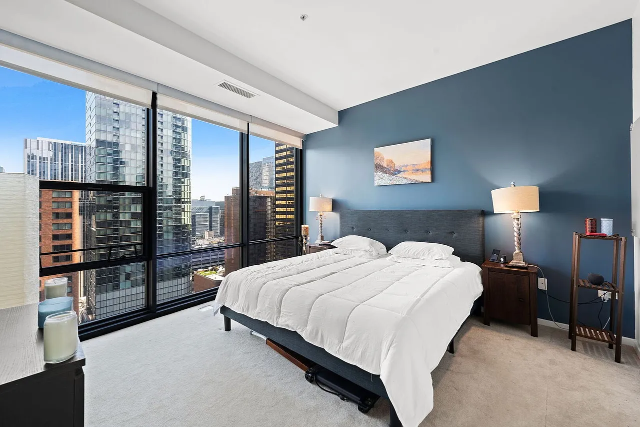 1 bed, 1025 sqft, $3,200 — Photo 4