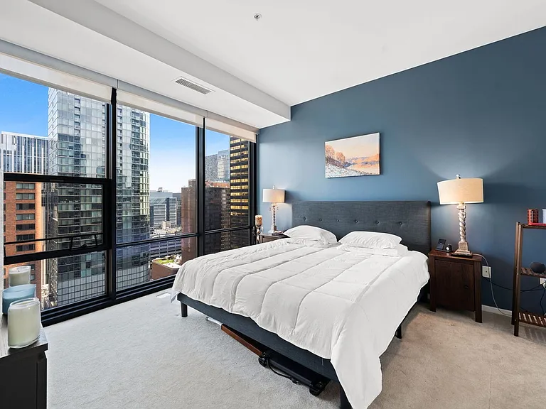 240 E Illinois St #1802 — Photo 4