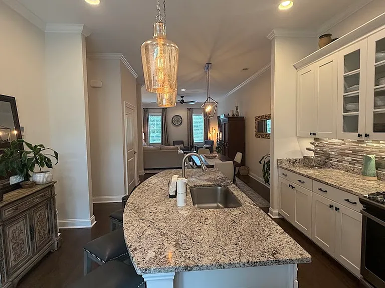1057 Bowman Woods Dr — Photo 9