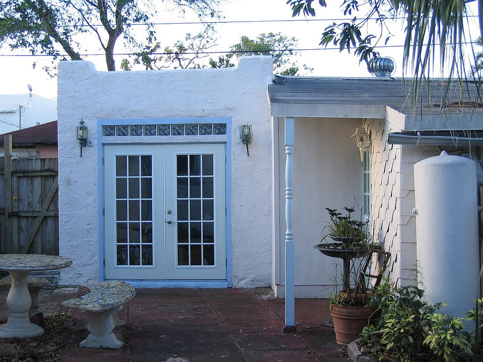 the  rental cottage 