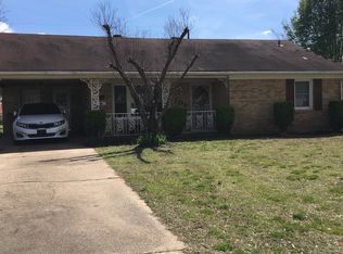 709 W 8th St, Kennett, MO 63857