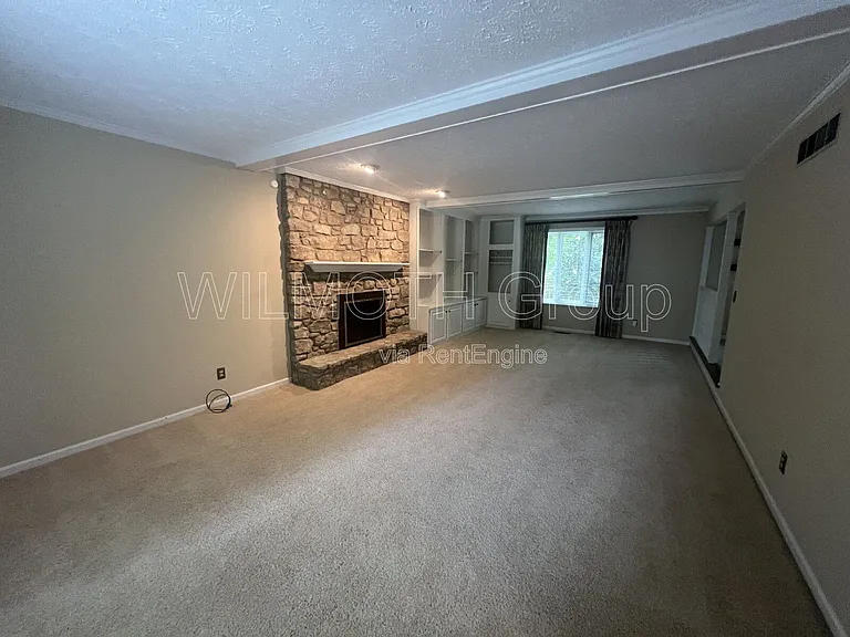 12748 Limberlost Dr — Photo 12