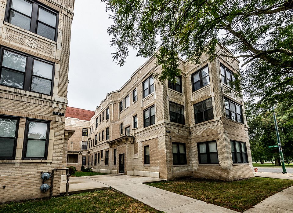 1st image of 801 E Drexel Sq Unit 2L