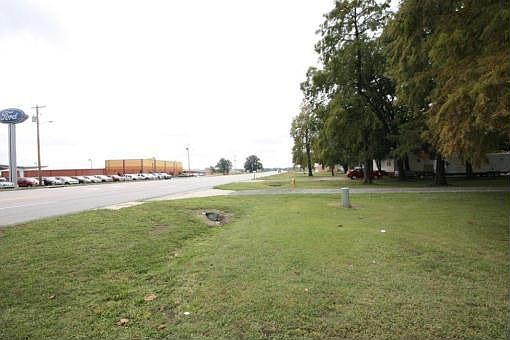 3rd image of 2145 Us Highway 45