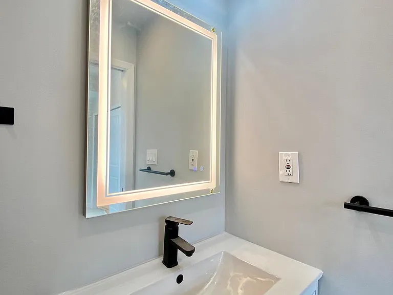 6100 Ridge Ave #3 — Photo 13