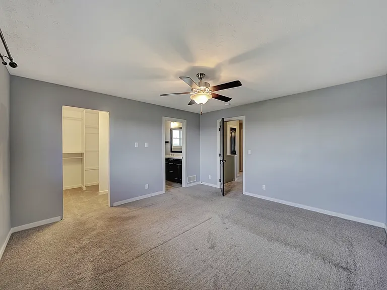 7339 Yankee Woods Dr — Photo 15