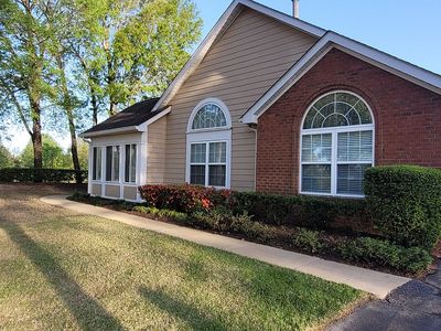 300 Oak Bluff Ln, Collierville, TN, 38017