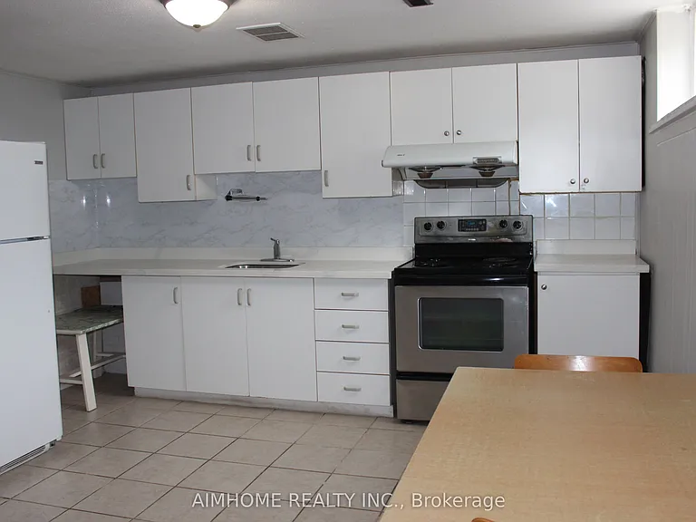 40 Hepscott Ter #LOWER — Photo 4