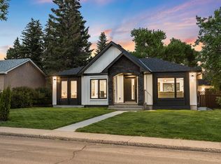 4940 W 45th St SW, Calgary, AB T3E3W4