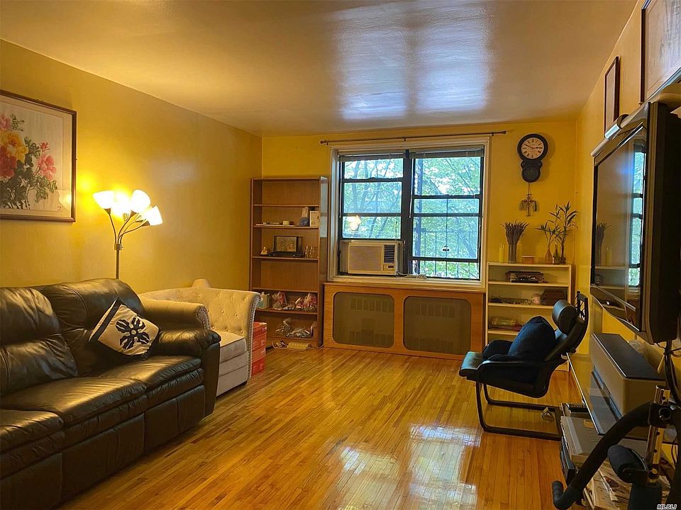 1st image of 144-54 Sanford Ave #28
