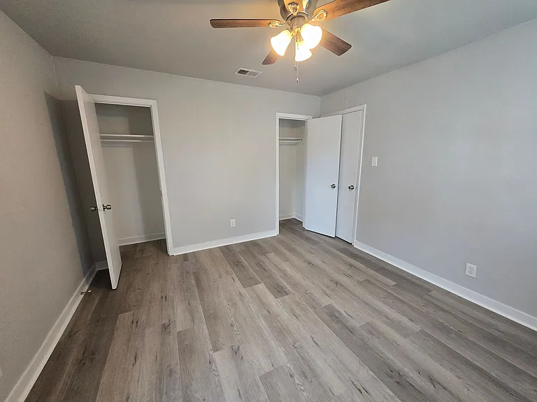 501A Parkdale Ave — Photo 14