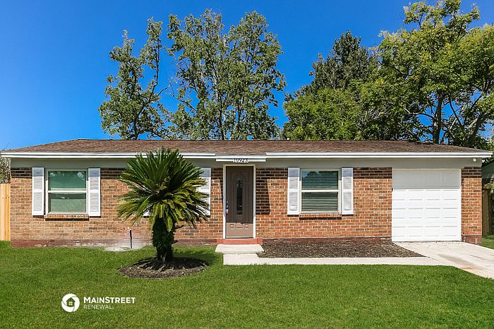 1st image of 10923 Weymouth Cir N