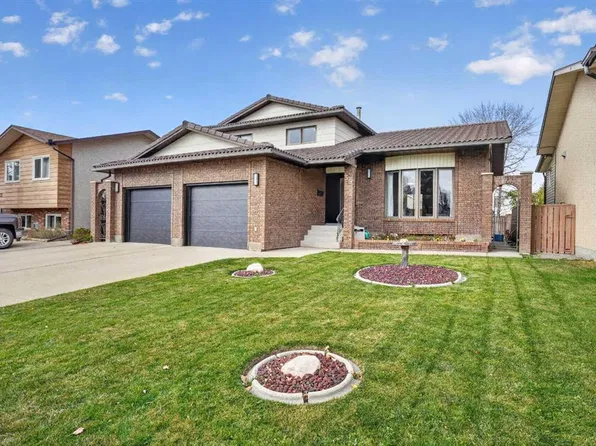 35 SE Ermineglen Rd N, Lethbridge, AB T1H 5Y1