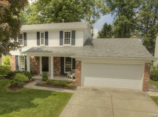 1603 Aberdeen St, Canton, MI 48187